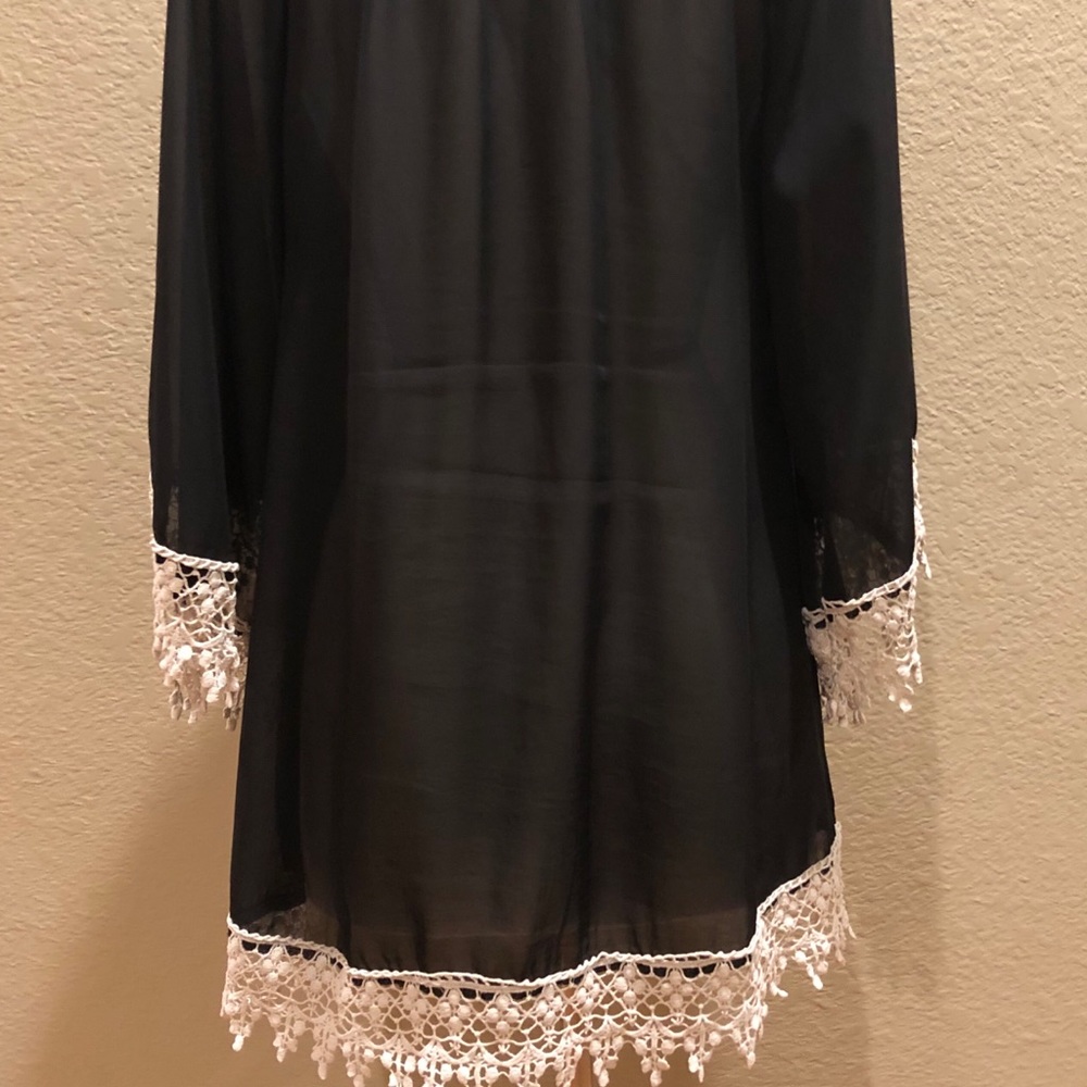 R Rouge sheer tunic - Picture 4 of 6